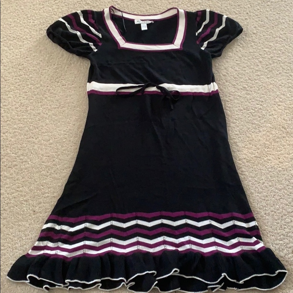 Flattering knit dress-gently worn